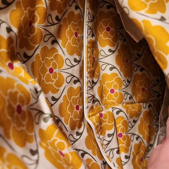 Emma Fox White Leather Satchel - Picture 10 of 10